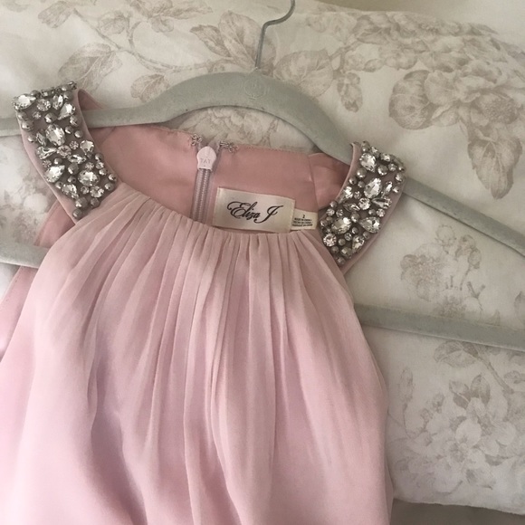 Eliza J Haltered Tiered Chiffon Halter Gown - Picture 4 of 7